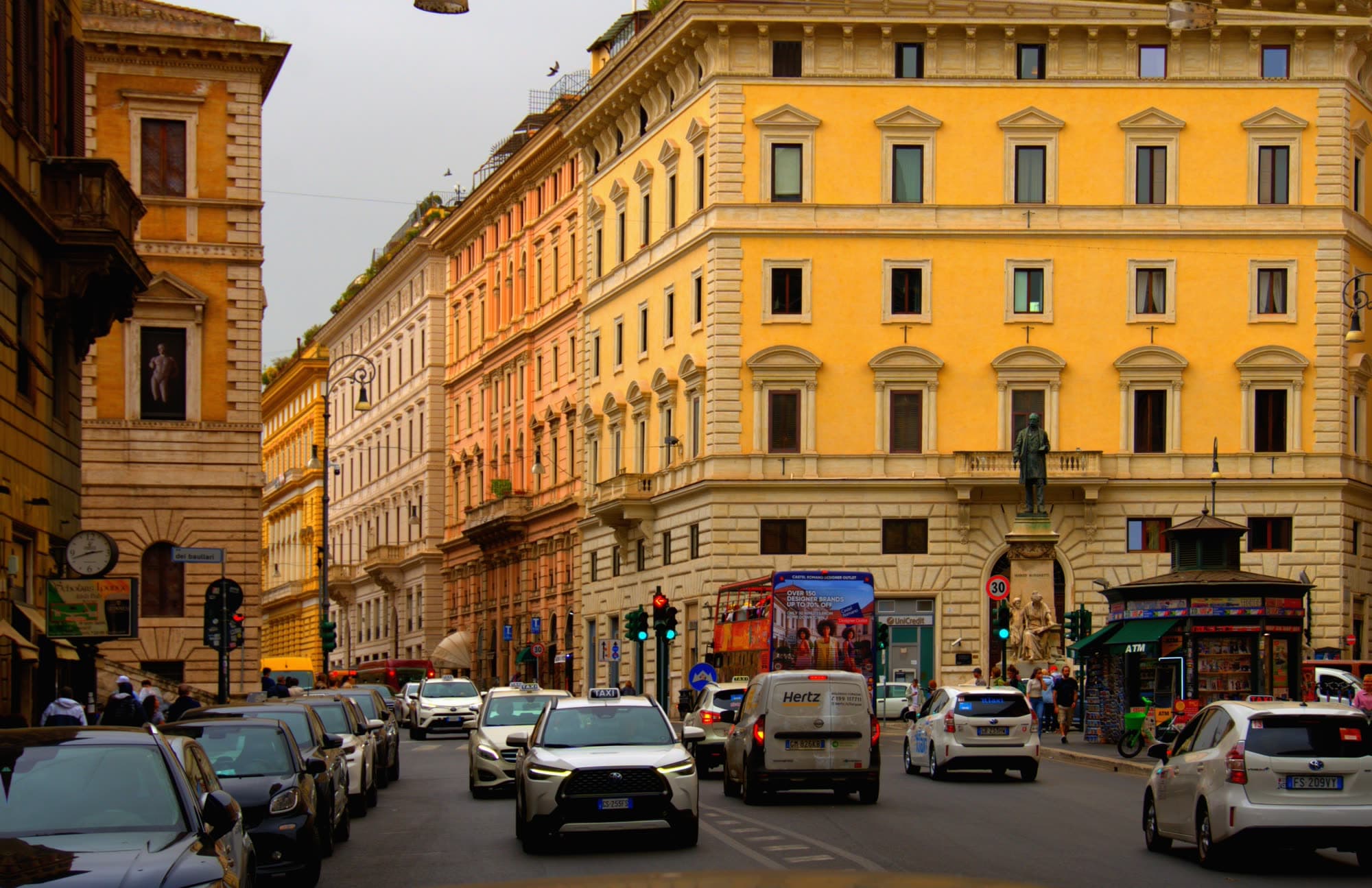 Streets/DSC00026