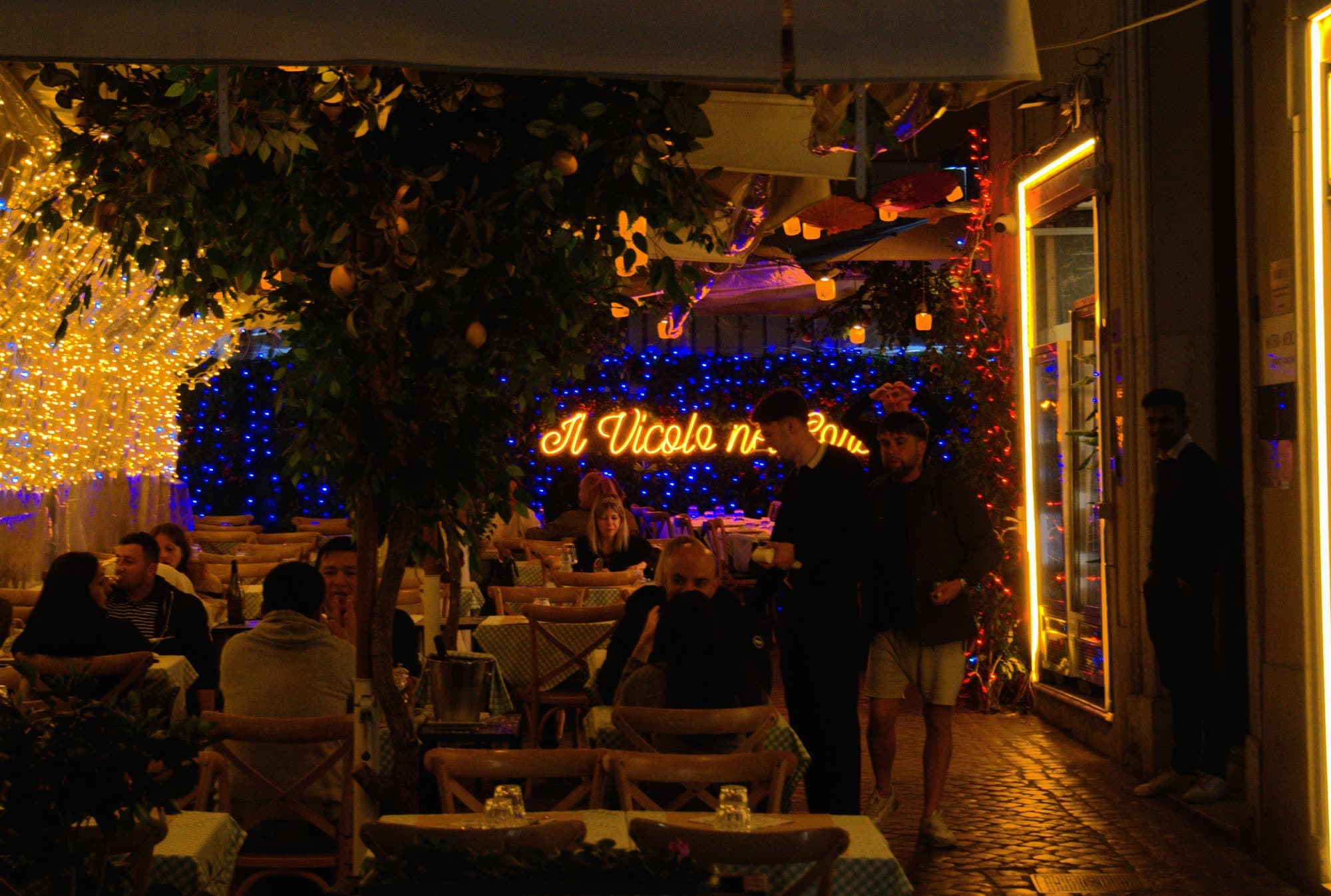 Streets/DSC09267