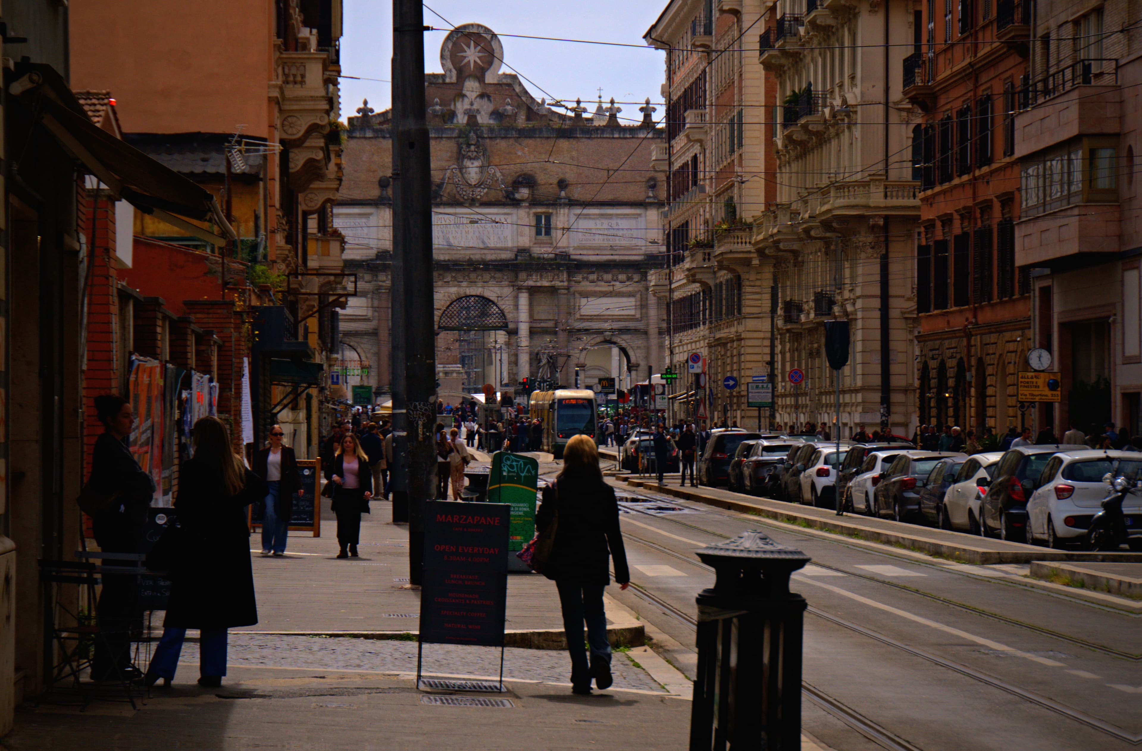 Streets/DSC09340