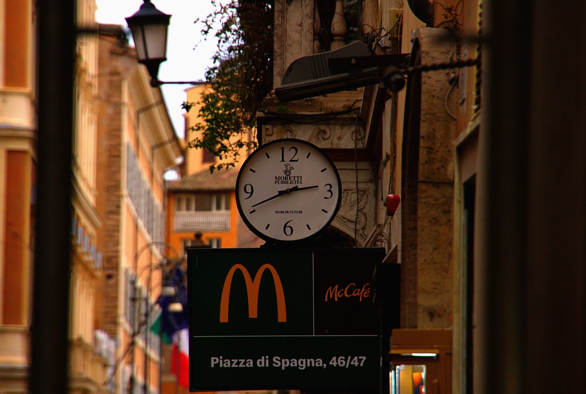 Streets/DSC09425